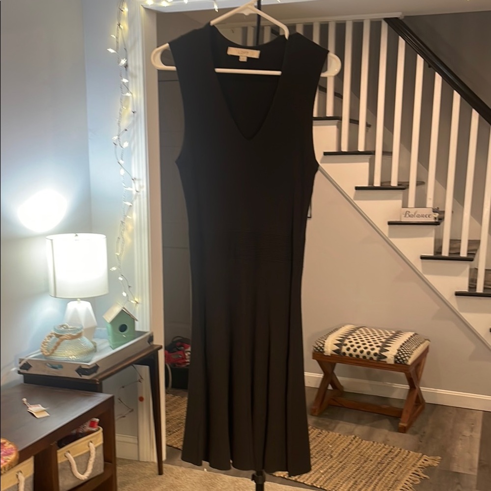 ⭐️ 5 items for $15 ⭐️

Elegant Black Sleeveless Dress